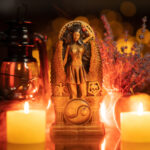 Eris Statue  — Golden Apple Goddess of Confusion (Discordianism Deity)